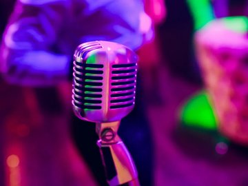 Чёрный Stand-up — Екатеринбург