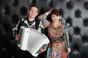 Дуэт «Свои»: Михаил и Ирина Дроковы