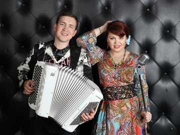 Дуэт «Свои»: Михаил и Ирина Дроковы
