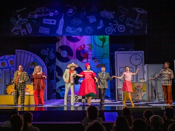 Неслужебный роман