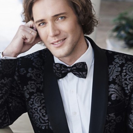 Эти глаза напротив