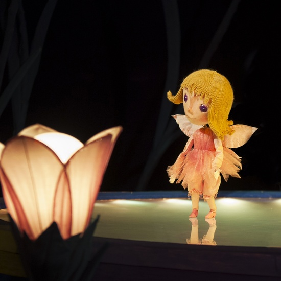 Дюймовочка