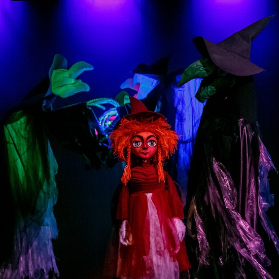 Маленькая Баба-Яга