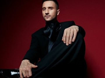 Сергей Лазарев